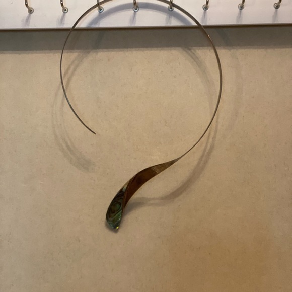 Beautiful wrap around necklace - Picture 3 of 5